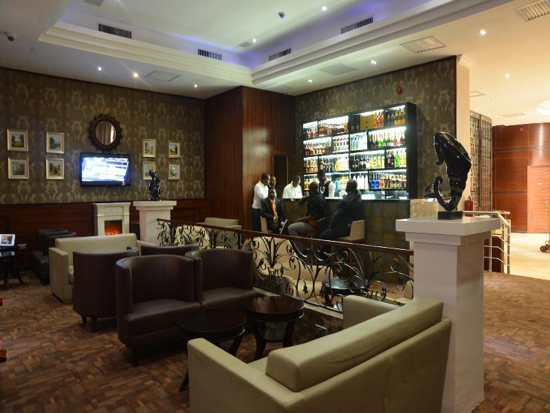 Golden Tulip Essential Lagos Airport Hotel Екстер'єр фото